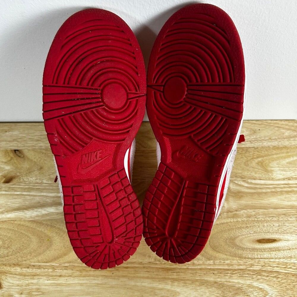 Nike Dunk Low Valentine's Day 2024 Red Corduroy GS Size 4.5Y FZ3548-612 - Picture 7 of 8